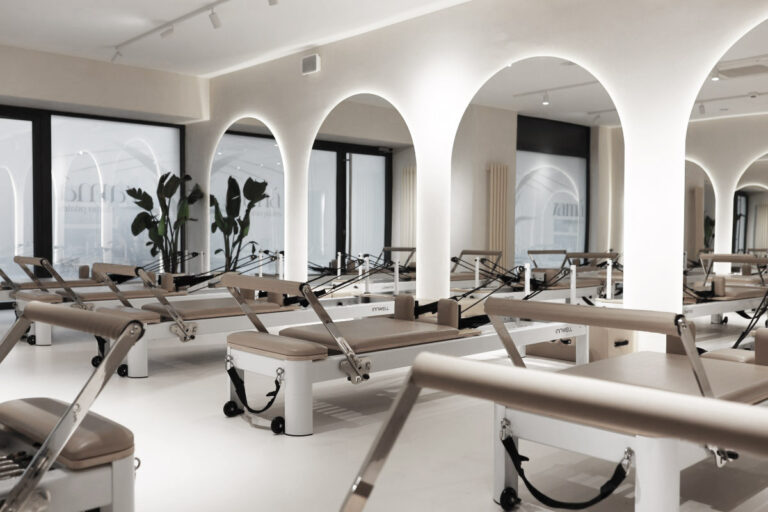 Pierwsze zajęcia w studiu pilatesu: czego się spodziewać?